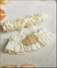 Beverly Clark The Luxe Collection Wedding Garter Set