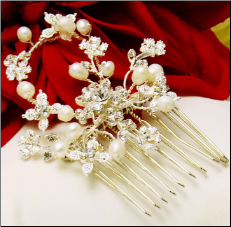 Freshwater Pearl & Crystal Hair Comb