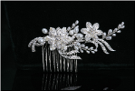 Bridal hair comb with pearls and rhinestones
