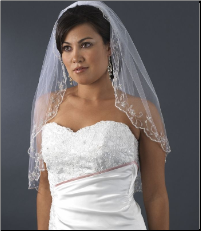 Single Layer Elbow Scalloped Embroidered Edge Veil
