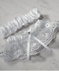 Beverly Clark Royal Lace Collection Wedding Garter Set