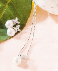 Flower & White Pearl Jewelry